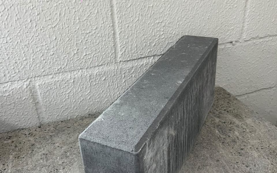 ARREMATE DE CONCRETO – 50X20X10CM